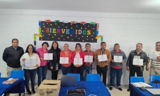 Capacita SMSEM a docentes para avanzar en su carrera profesional