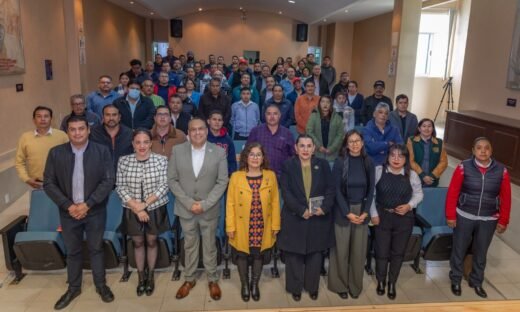 UAEMéx capacita a operadores para un Potrobús más seguro