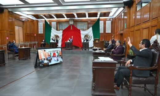 Congreso da luz verde a tres escuelas de Temoaya