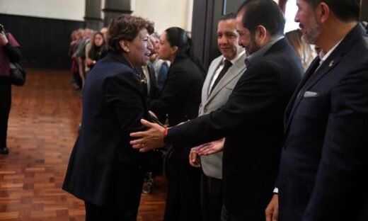 Atestiguan congresistas entrega de apoyos a organizaciones sociales